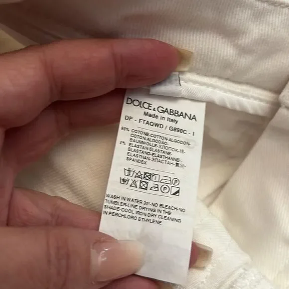 Dolce & Gabbana White Jeans with Pink Rose button, US2 - Picture 9 of 9